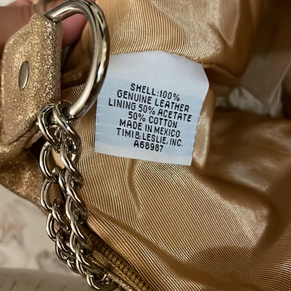 Gold Hobo Purse - Picture 5 of 5